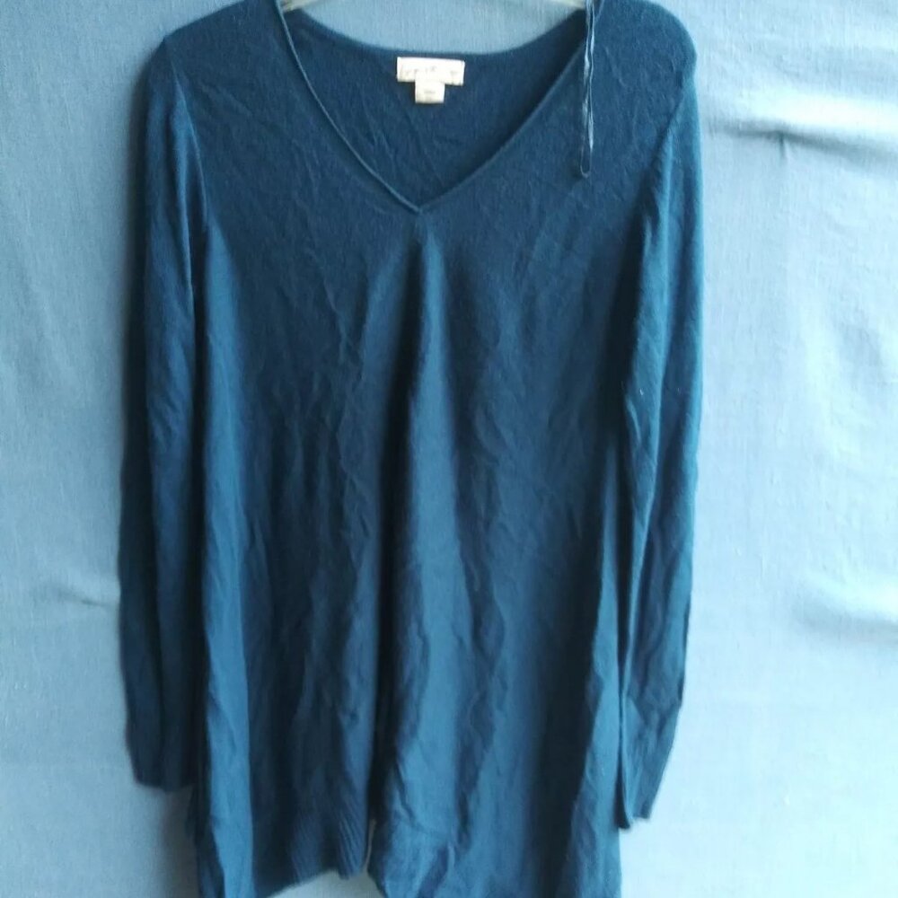 Jaclyn Smith Women's Size Small Long Sleeve Blue Sweater B1